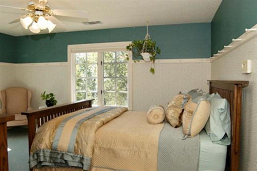 Sierra Sun Cloud Inn - Colfax (Adults Only) Luaran gambar